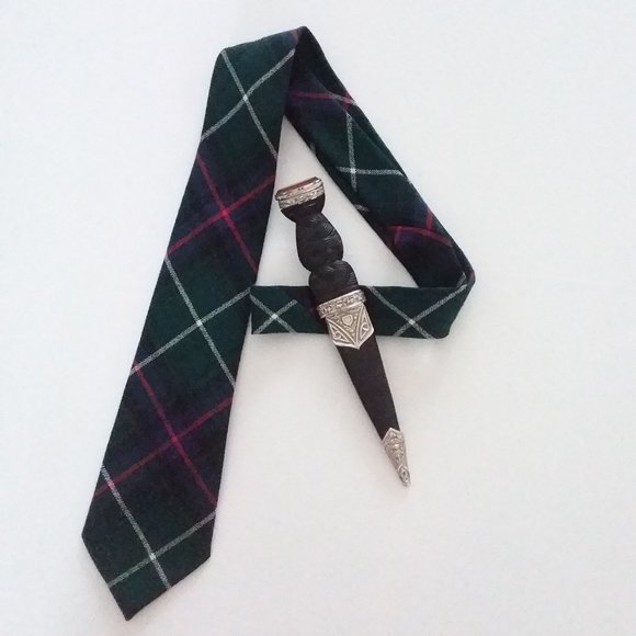 Mac Donald tartan 100% wool tie - Picture 1 of 7